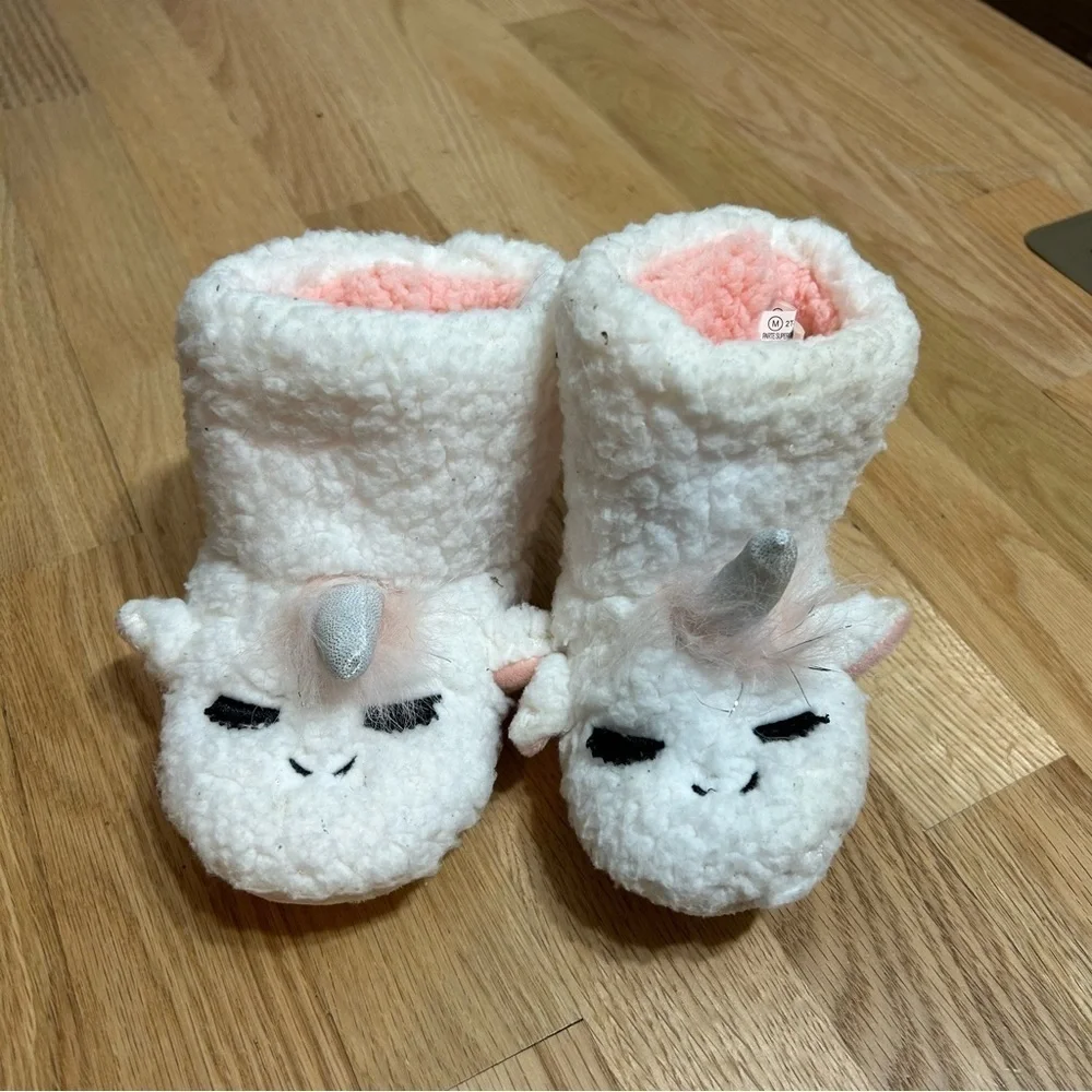 Cat & Jack Plush Unicorn Slippers Kids 2T-3T White Pink  Girls